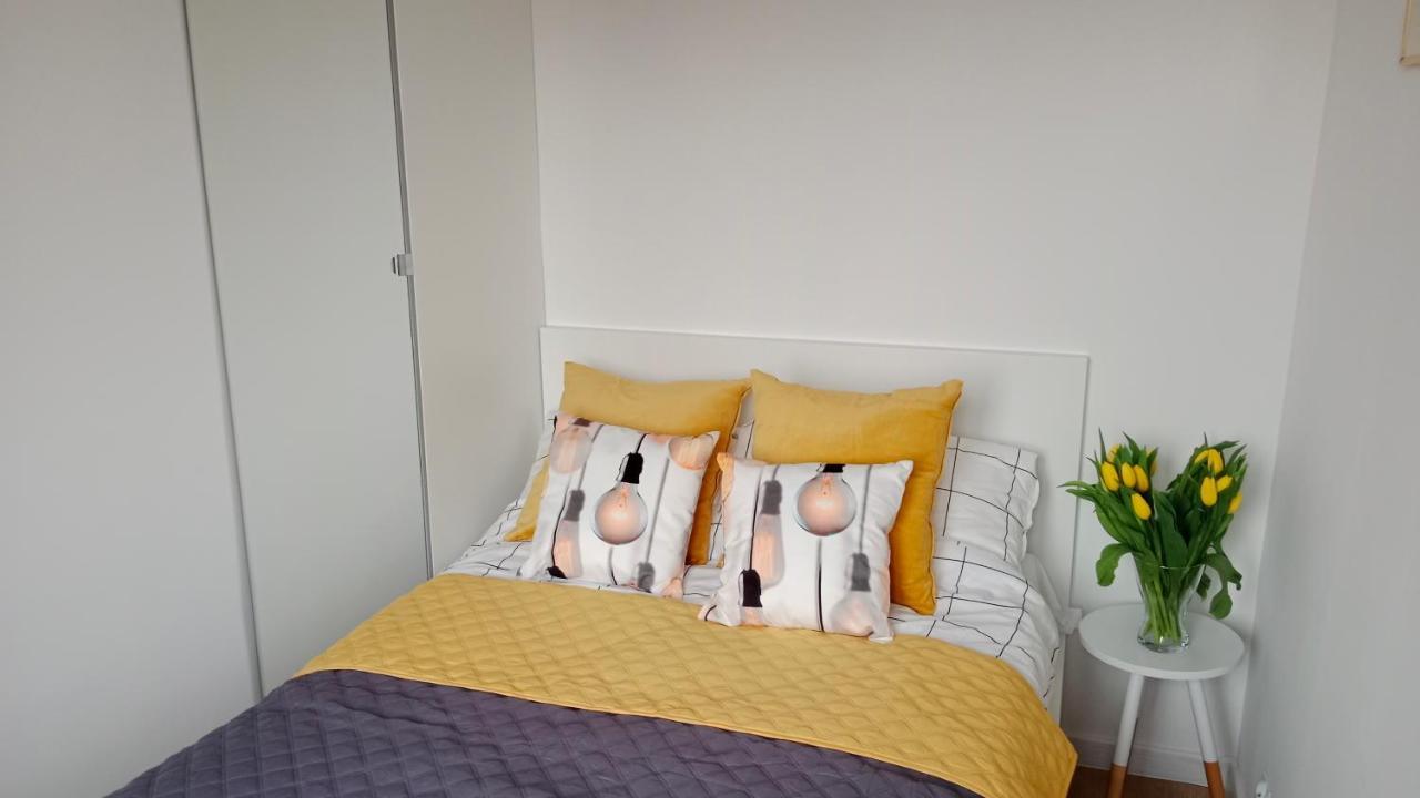 Apartament Dwupokojowy Ostrowiec Świętokrzyski Екстериор снимка