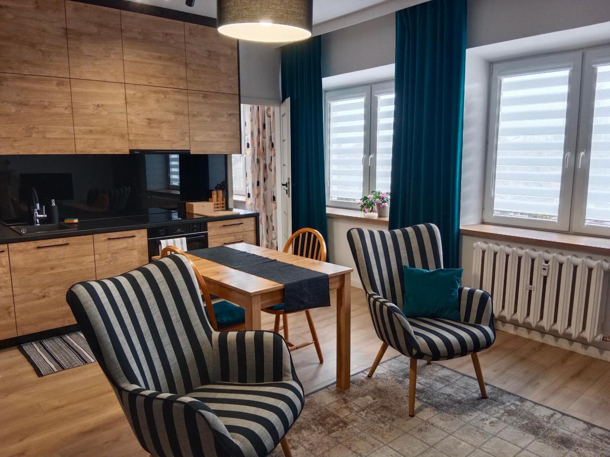 Apartament Dwupokojowy Ostrowiec Świętokrzyski Екстериор снимка